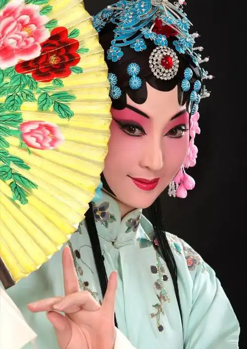 地道川剧变脸表演黄龙溪天府锦绣梨园川剧变脸茶馆谈川剧旦角类别及