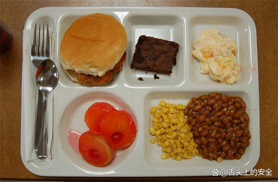 这在外国其实有个专门的称呼"white people food",意思是只有欧美国家