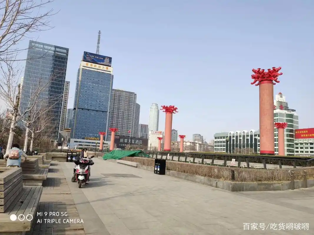 沈阳市政府广场发展面貌