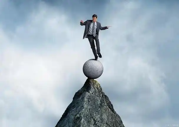 潘石屹套现百亿竟对美捐千万金星质问大快人心