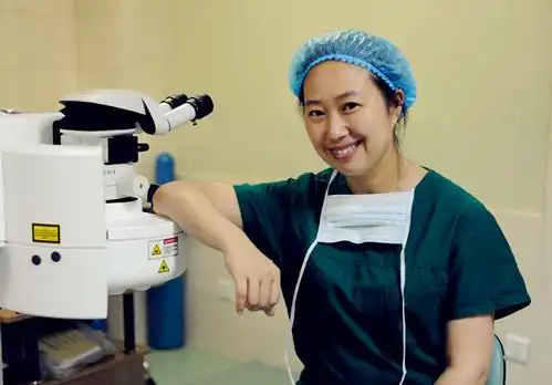 市一院朱冉:为你"量身定制"飞秒激光手术近视治疗方案