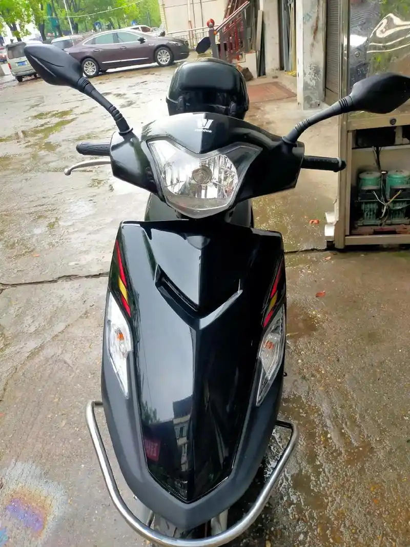 一台22年出厂的豪爵女士摩托车,精品车,跑了3000多里路 - 抖音