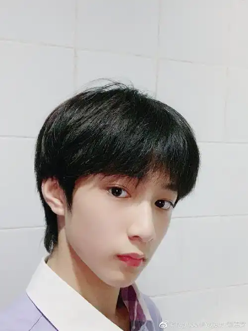 刘耀文 超绝少年气##刘耀文 天才主舞