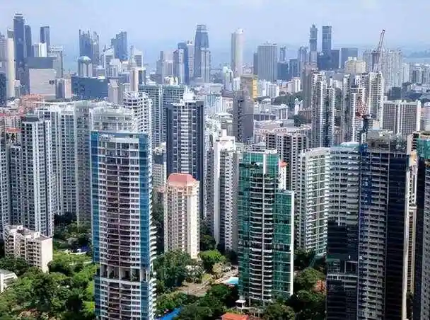 在印度人的心目中,孟买的城市地位是无可取代的.