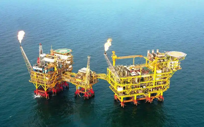 中国出动大型海洋机械开发南海资源这操作越南只能敬佩