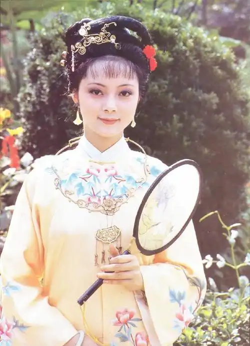 连一样饰物都是宝钗一生写照,87版《红楼梦》难怪是经典!