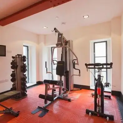 家用小型健身房的装修方案要点有哪些