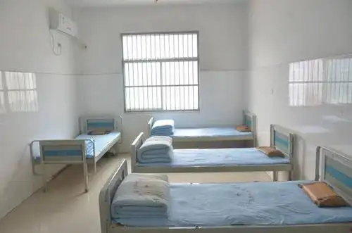 原创精神病院里是什么样子实地探访和你想象中不太一样