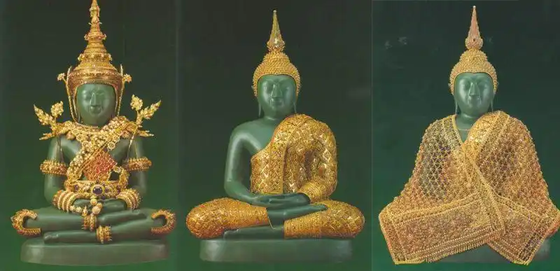 逛泰国玉佛寺务必要参拜玉佛(图片trueplookpanya)