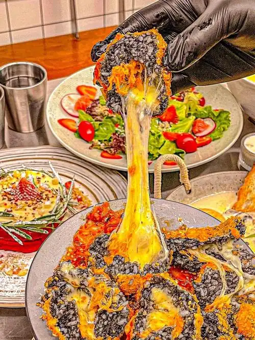 努力让自己站在有光的一边好享受人间美味