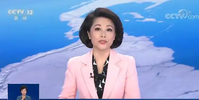 《共同关注》节目显示,连续直播5天的朱广权终于休息了,主持人和佳