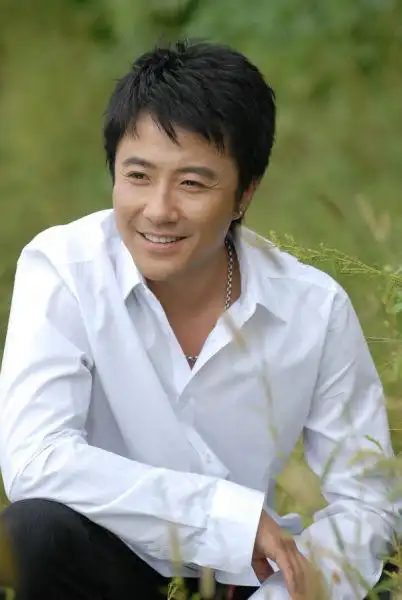 赵阳出演《玫瑰炒肉丝》 自称不给力的老好人