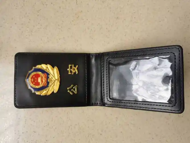 伊犁双面徽公安刑警证件套-江苏六扇门警用装备有限公司