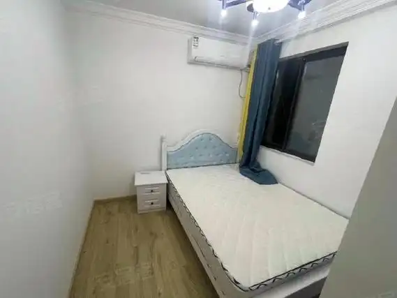 上海虹口江湾墨翠里彩虹湾四期,租客退租两房,干净整洁,拎包入住配置