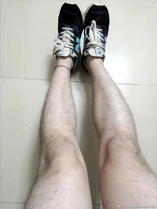 线上活动照片- 晒出你的浓密腿毛!