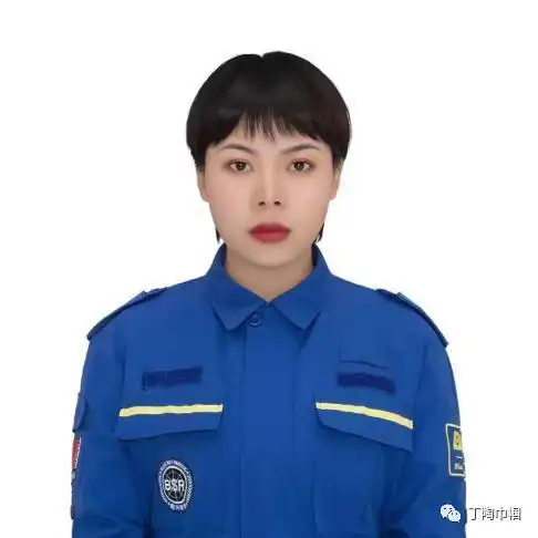 襄汾蓝天救援队队员 韩孝妍韩孝妍,女,汉族,今年30岁.