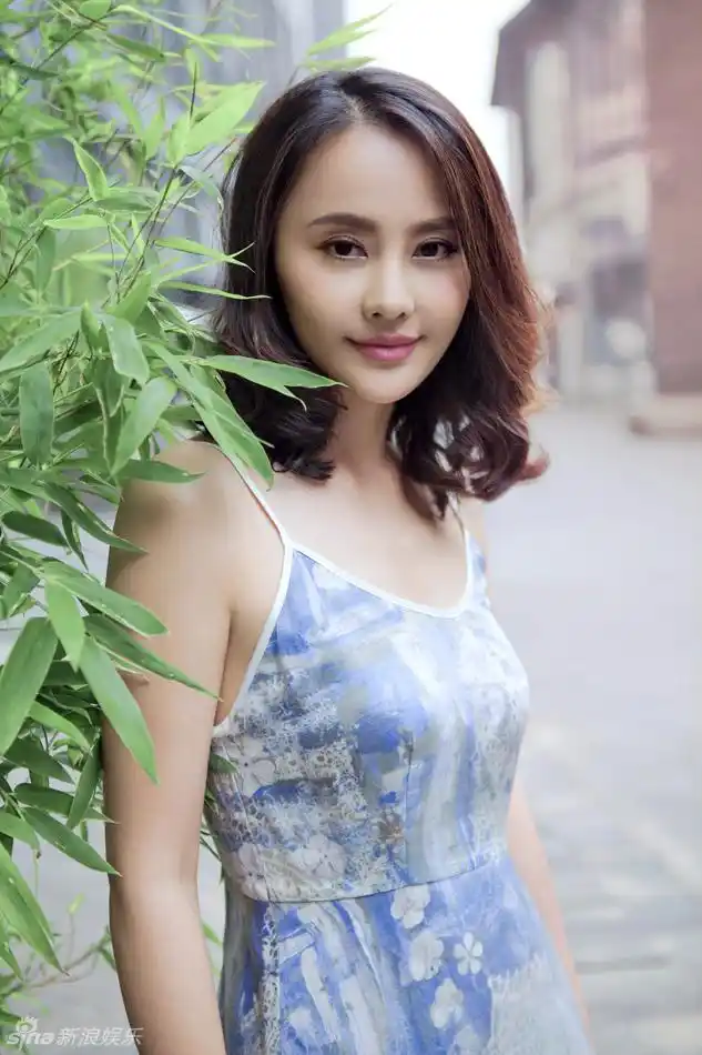 组图:马雅舒夏日清凉写真 辣妈美艳幸福满溢_高清图集_新浪网