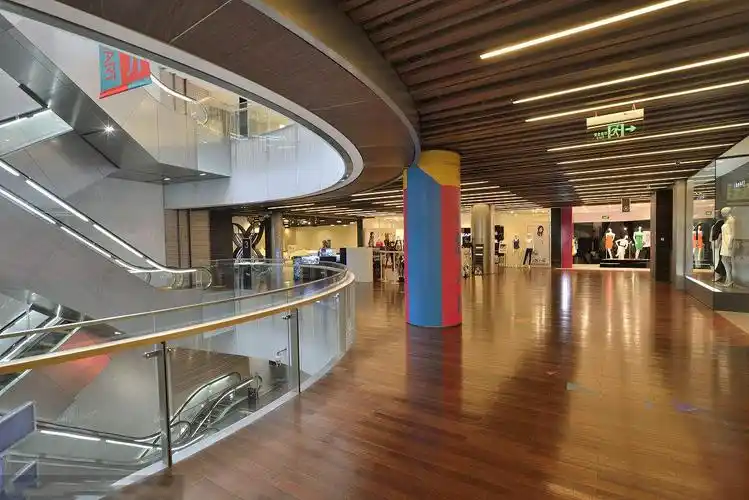 到底哪些场合适用spc锁扣地板呢?__凤凰网