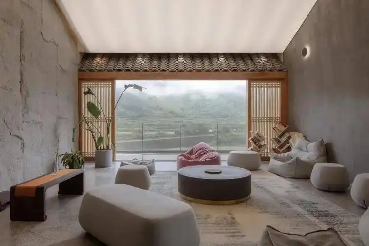 近期7个优秀民宿设计:竹林中,窑洞里,西湖边,松林上. 新微设计 今天