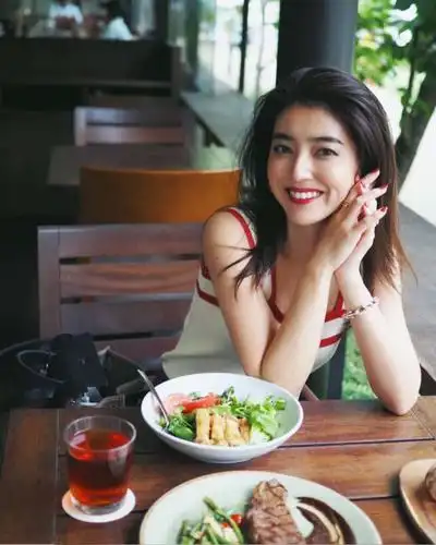 大口智惠美-风情写真