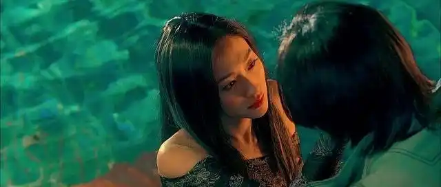 《龙虎门》里的角色,电影虽然槽点满满,但是李小冉饰演的罗刹女真的很