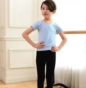 韩国进口儿童舞蹈练功服男孩少儿演出跳舞芭蕾考级打底t恤黑长裤4