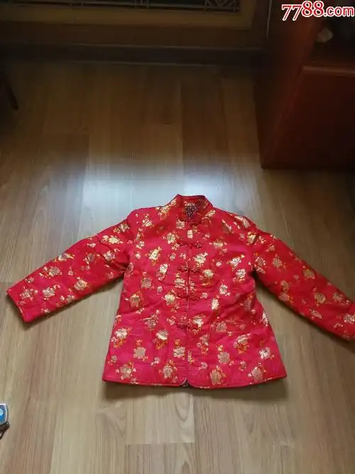 全新老式缎面女士棉袄