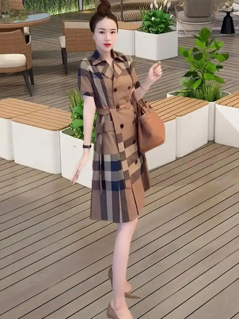 时尚潮流百搭女装,今年流行的复古风西部牛仔风,穿上这套服装垂 - 抖