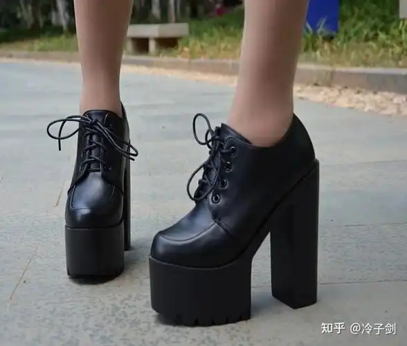 男人穿高跟鞋是一种怎样的体验?