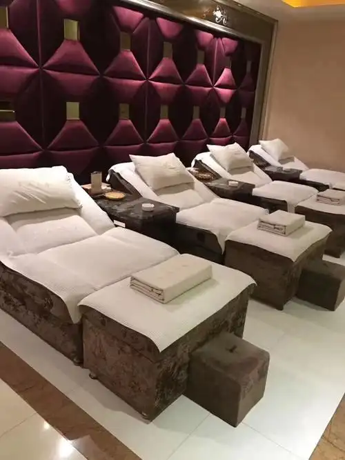 高薪诚聘修脚师