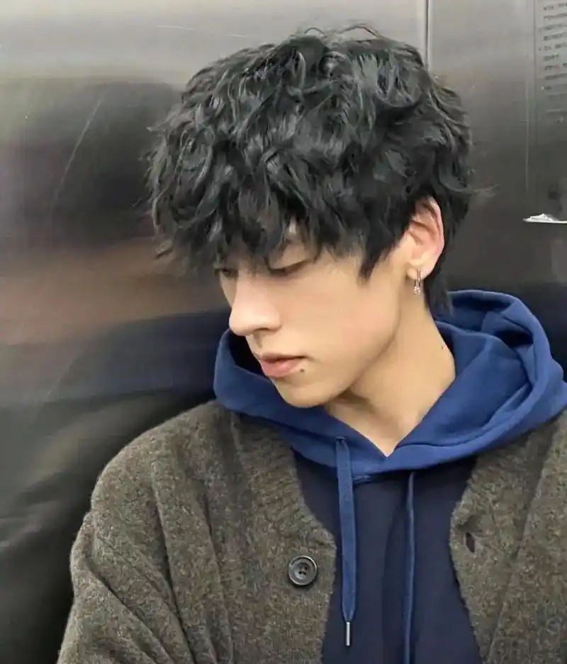 男生羊毛卷.一款非常好看的男生羊毛卷  头发多 头发少的同学 - 抖音