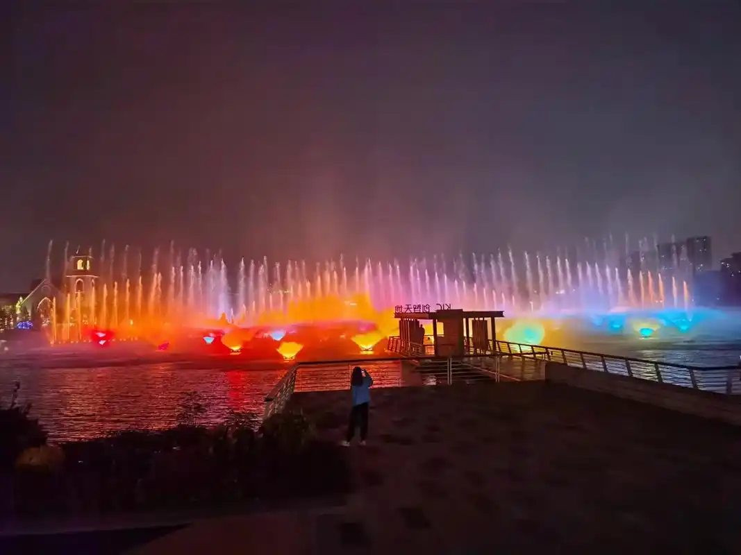 旧手机大渔湾放喷泉了新手机昆山智谷小镇手机以旧换新换现金谷小镇