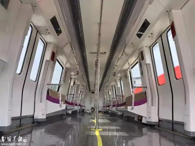 南宁地铁3号线列车亮相!沿线置业热情渐被"点燃"