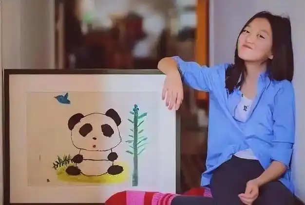 同样都是王菲的女儿窦靖童和李嫣却过的完全相反的生活