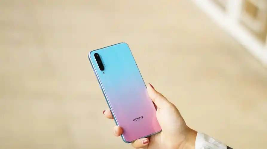 荣耀20青春版参数配置处理器支持多少w快充及电池容量