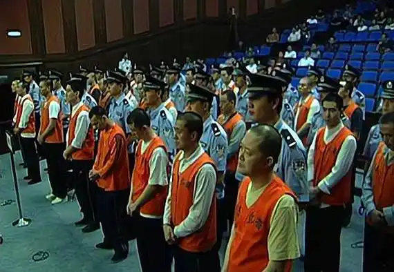 回顾江西"黑老大"姜小平:坏事做尽,黑社会组织终落网_南昌县_赌场_管