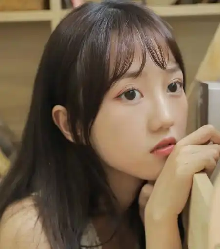 阳光甜美的空气刘海小姐姐,大家闺秀,清新可爱