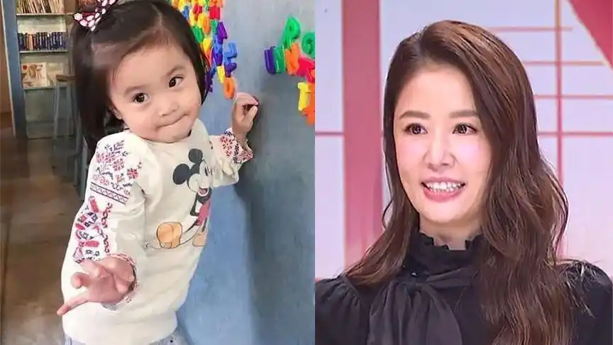 林心如与女儿小海豚的趣事