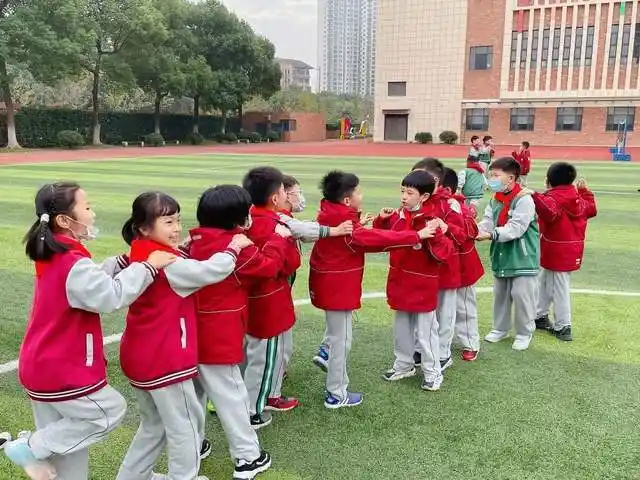 友谊之花在无锡市南湖小学的孩子们心中绽放