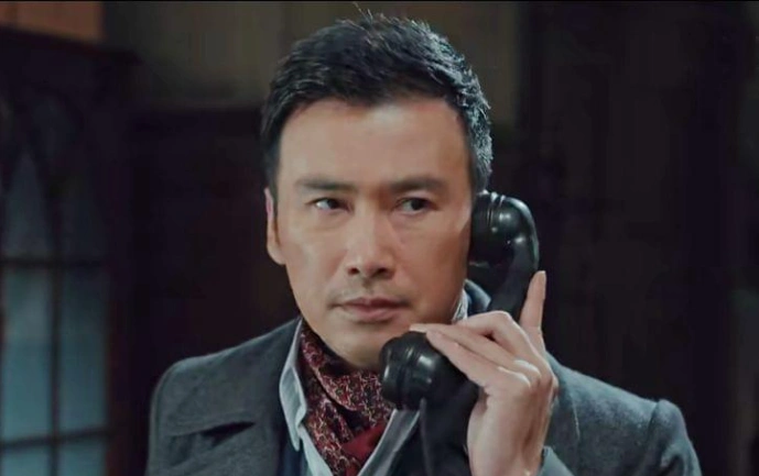 等了五年,首播遇冷?柳云龙新剧《胜算》不爆的三大原因