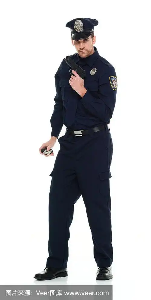 警察正在持枪行动