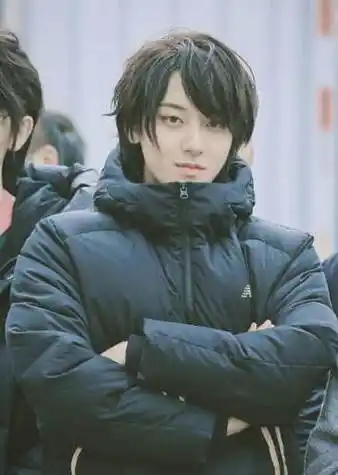 黄子韬漫撕男造型火到日本 曾俘获绪川千世芳心 - 星辰影院