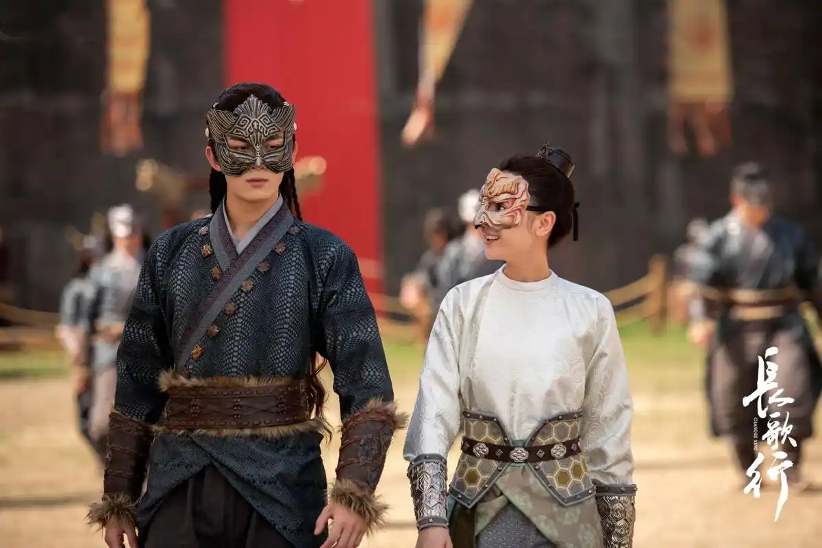 《长歌行》原著夏达为啥争议大?惊艳亮相春晚,人品作品却遭质疑