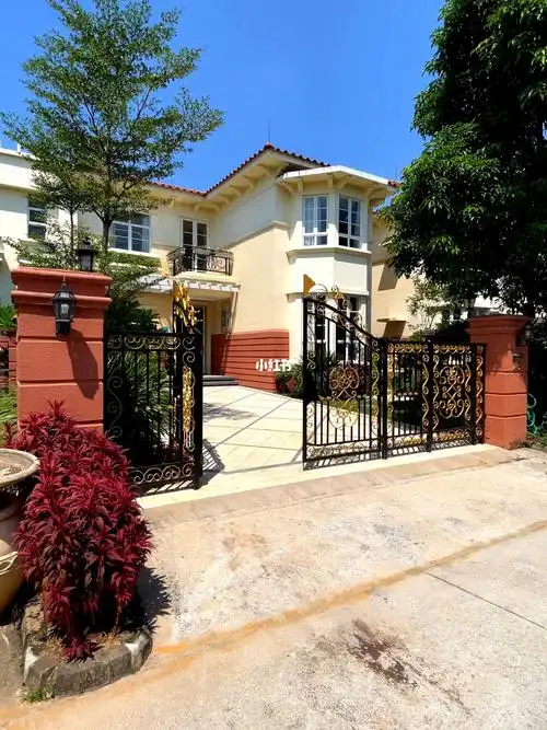 佛山南海335平方的别墅前后200平方大花园