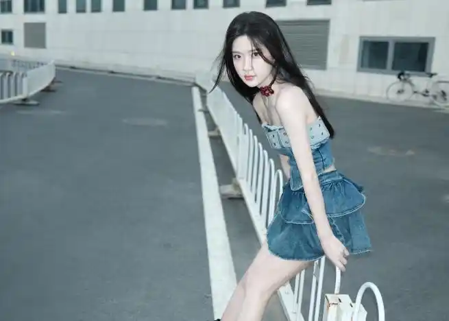 和@陈意涵estelle相约中国传媒大学第三十九届"广电之春"校园歌手大赛