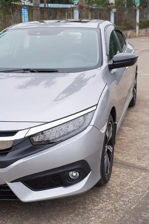 十全十美第十代本田思域银色顶配提车作业