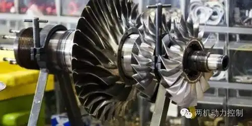 上图为发动机的离心压气机转子.