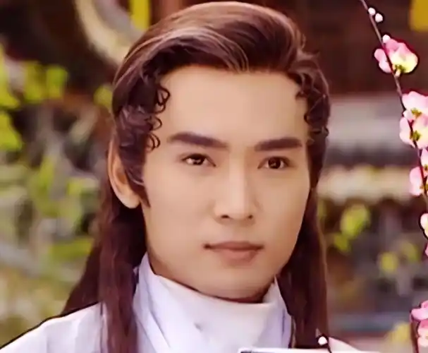 古装美男焦恩俊:婚姻充满坎坷,为女儿放弃争家产,如今怎样了?