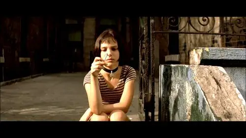 分享一些这个杀手不太冷的壁纸