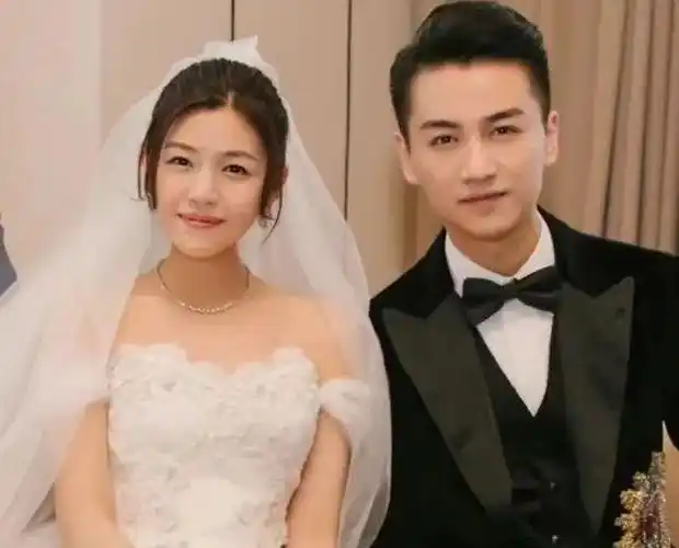 离婚传了两三年陈晓解脱了